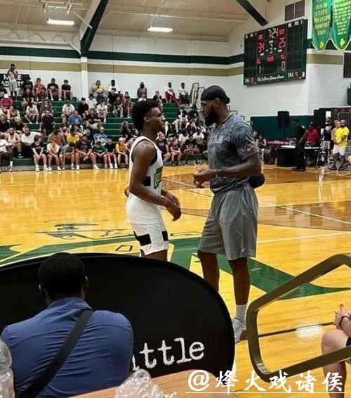 詹姆斯大儿子训练时心脏骤停 目前情况稳定 詹姆斯大儿子训练时心脏骤停 目前情况稳定