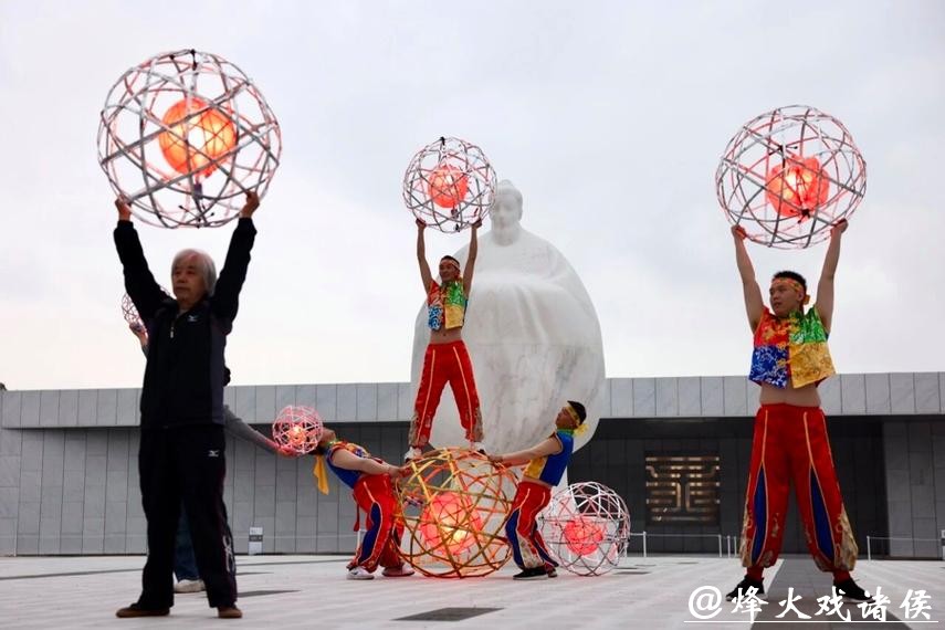发现上海 · 体育丨奉贤滚灯一转,转出“沪派江南”新春盛景 发现上海 · 体育丨奉贤滚灯一转,转出“沪派江南”新春盛景
